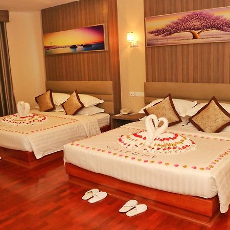 Hotel Htein Thar Таунджи Экстерьер фото