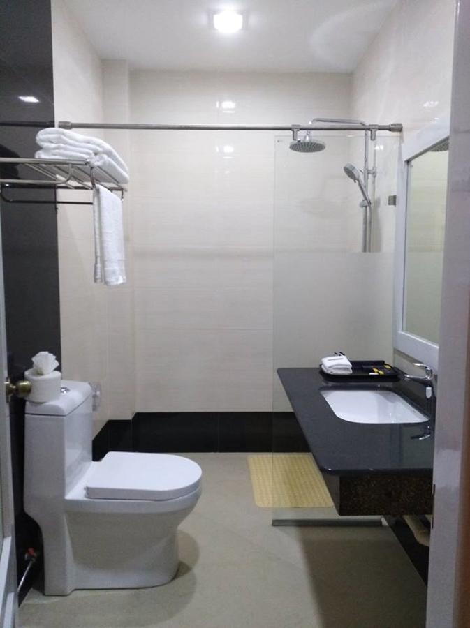 Hotel Htein Thar Таунджи Экстерьер фото