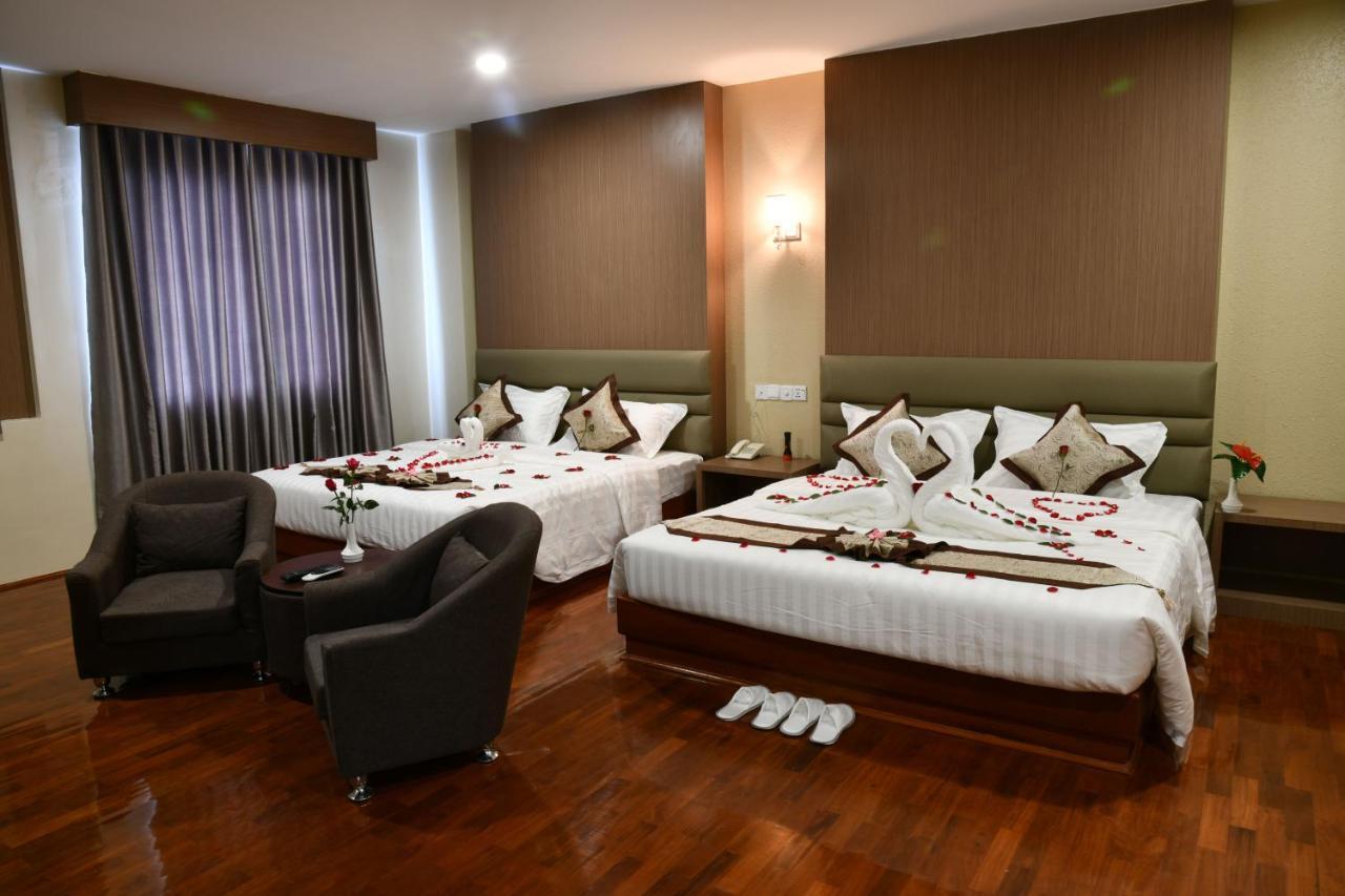 Hotel Htein Thar Таунджи Экстерьер фото